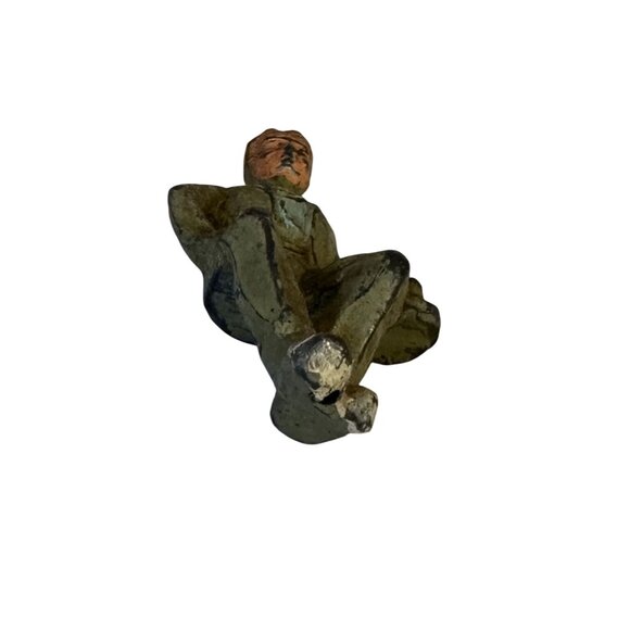 Vtg Manoil Lead Figure Seated Business Man in Suit and Tie 2.50" Tall 1950s GC - Picture 6 of 7